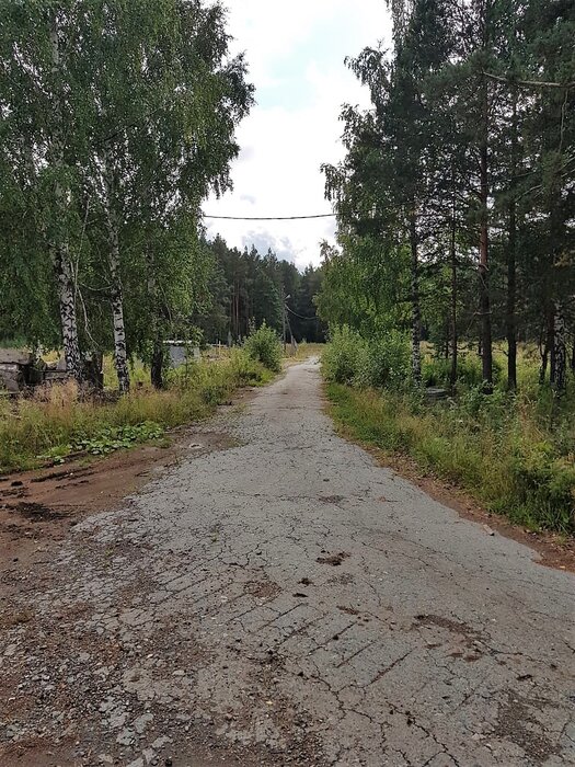 г. Арамиль, ул. Строителей, 34 (городской округ Арамильский) - фото земельного участка (3)