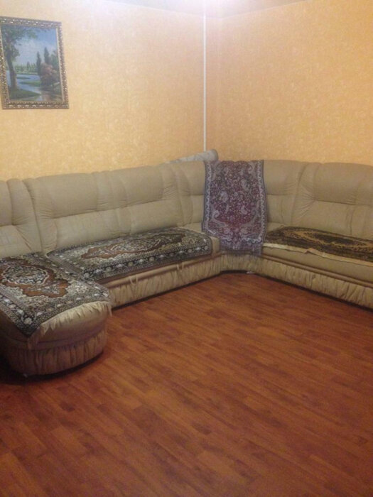 Мебель на уралмашевском рынке