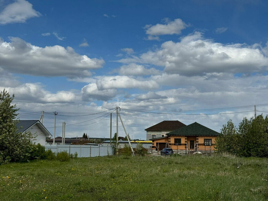 п. Октябрьский (г.о. Сысертский), ул. Маяковского, 51 (городской округ Сысертский) - фото земельного участка (5)