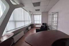 Екатеринбург, ул. Крестинского, 46а - фото офисного помещения