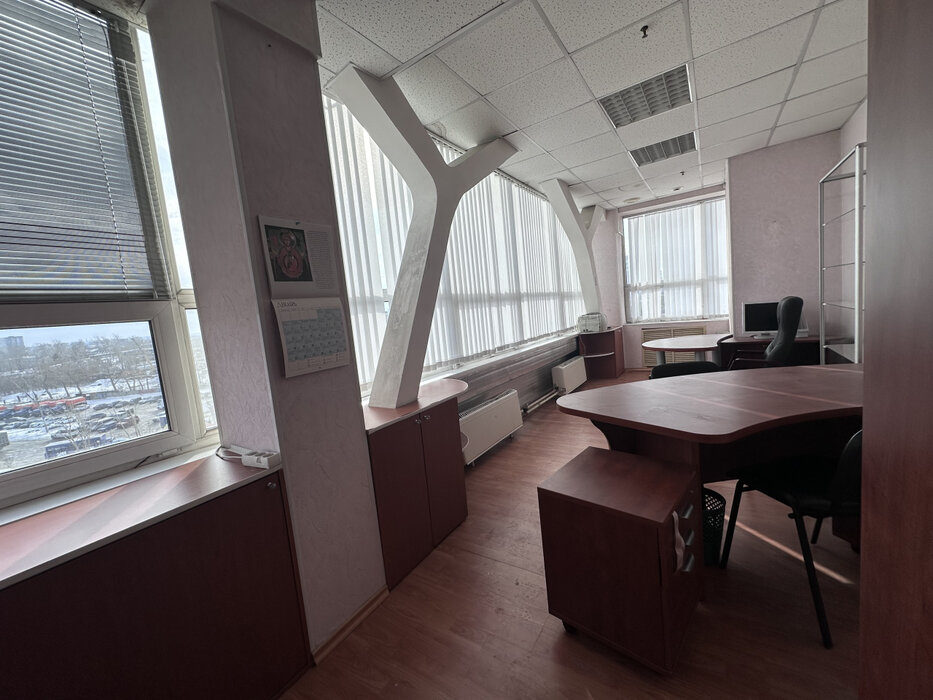 Екатеринбург, ул. Крестинского, 46а - фото офисного помещения (2)