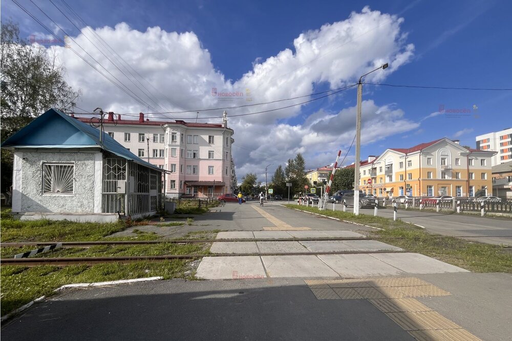 г. Первоуральск, ул. Ватутина, 27/1 (городской округ Первоуральск) - фото торговой площади (5)