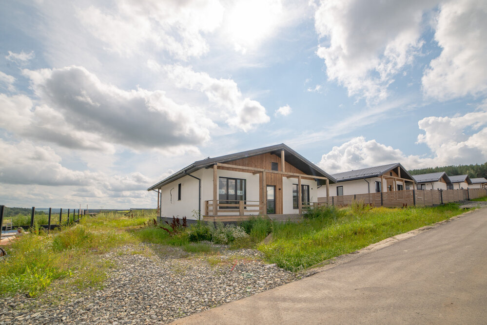 к.п. Седельники парк  (городской округ Сысертский) - фото коттеджа (1)