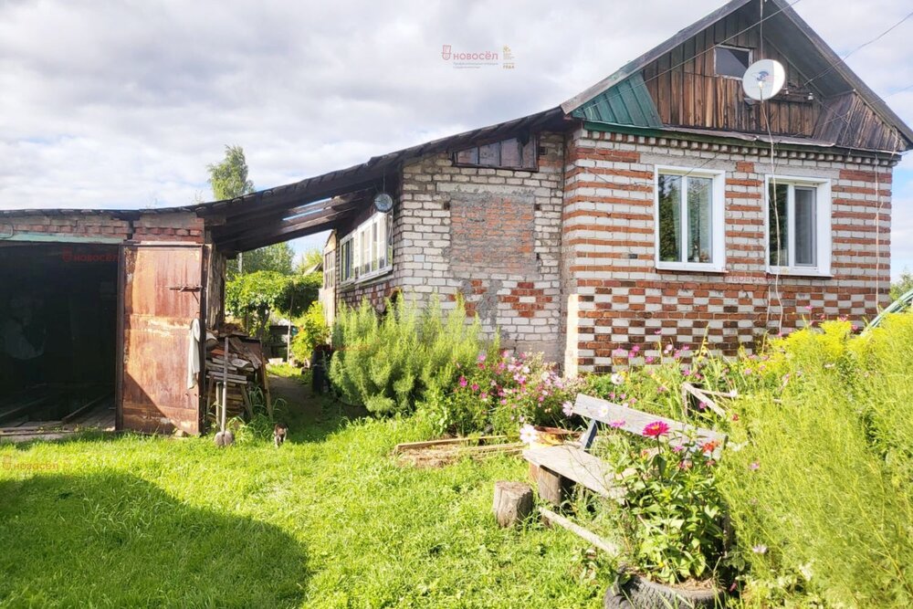 г. Артемовский, ул. Фрунзе, 31 (городской округ Артемовский) - фото дома (3)