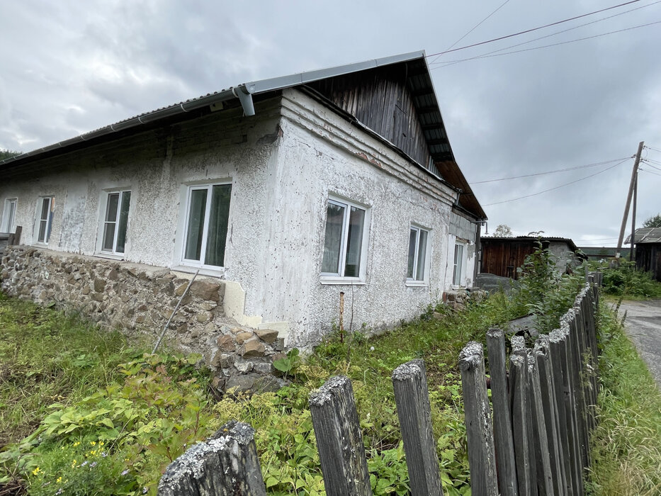 г. Нижний Тагил, ул. Октябрьская, 4 (городской округ Нижний Тагил) - фото дома (1)