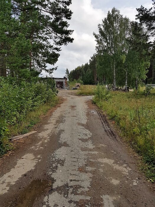 г. Арамиль, ул. Строителей, 44 (городской округ Арамильский) - фото земельного участка (5)