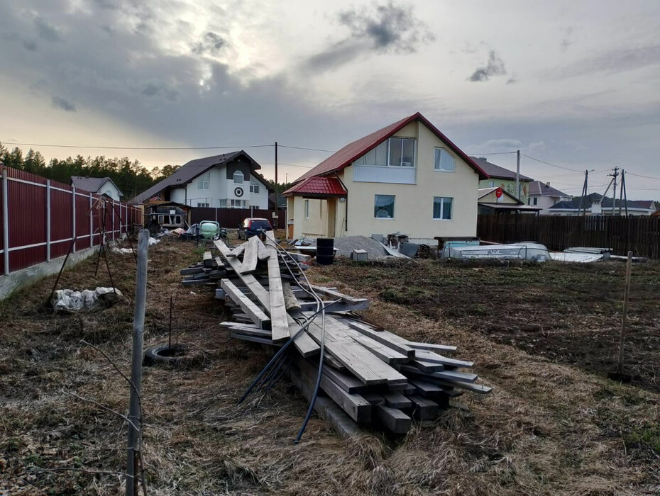 к.п. Крылья, ул. Денежная,   (городской округ Белоярский  д. Поварня) - фото дома (6)