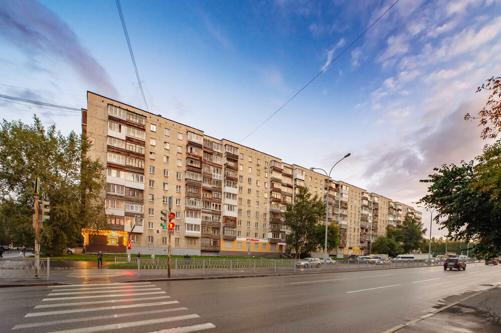 Екатеринбург, ул. Бакинских комиссаров, 58 (Уралмаш) - фото торговой площади (2)