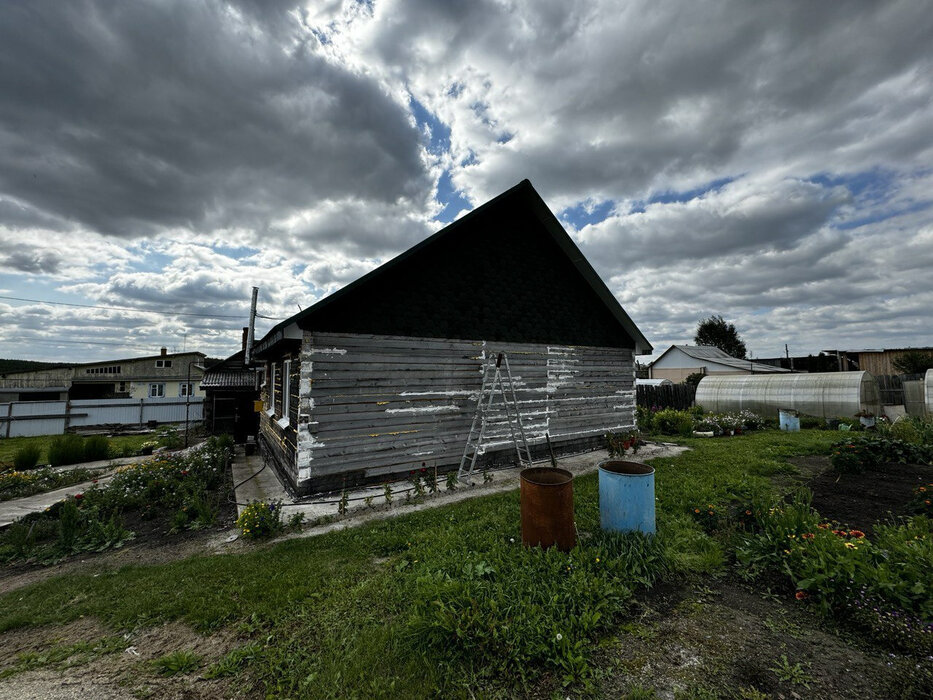 п. Останино, ул. Мира, 172 (городской округ Режевской) - фото дома (5)