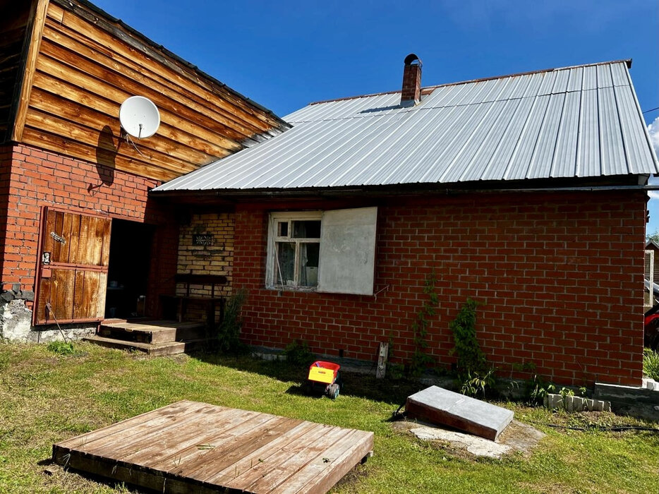 с. Нижнее Село, ул. Береговая, 14 (городской округ Первоуральск) - фото дома (7)