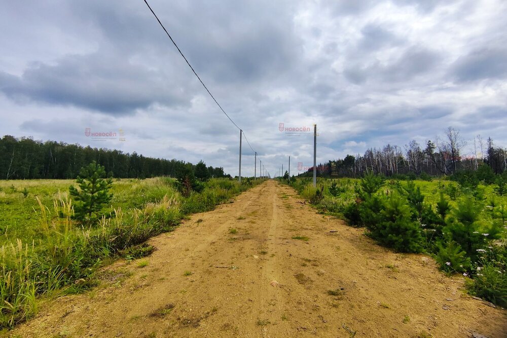 с. Большебрусянское, ул. Калинина, 35 (городской округ Белоярский) - фото земельного участка (2)