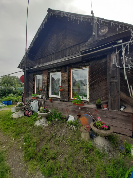 г. Нижний Тагил, ул. Ярославская, 70 (городской округ Нижний Тагил) - фото дома (1)