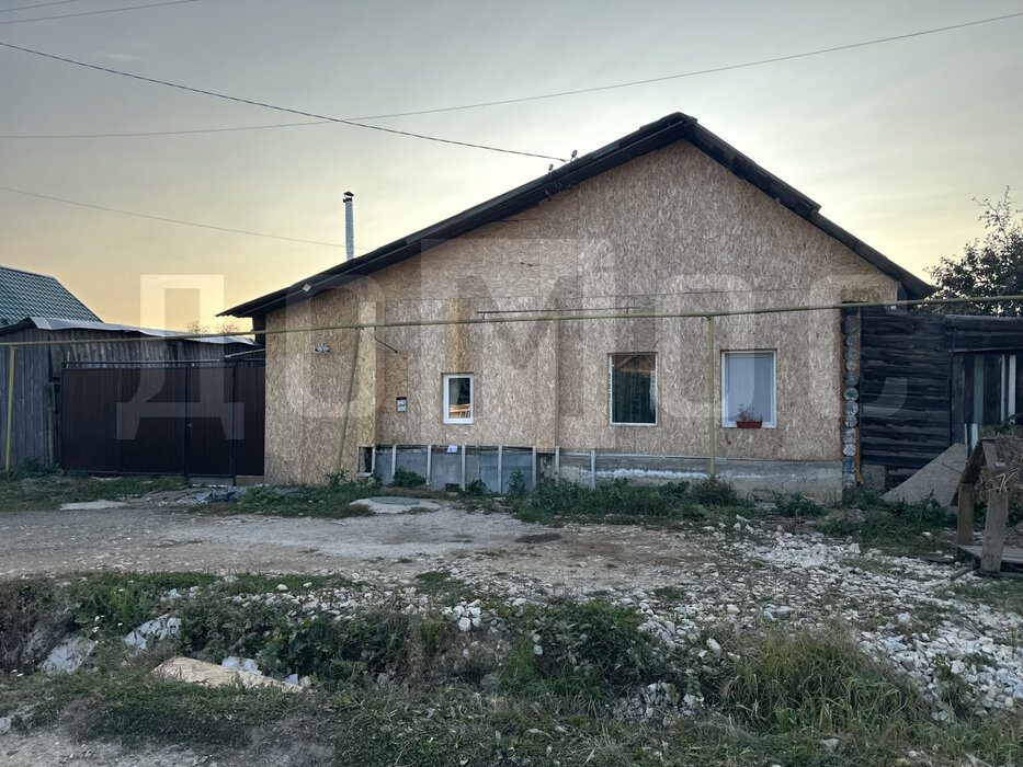 г. Березовский, ул. Щорса, 39 (городской округ Березовский) - фото дома (1)