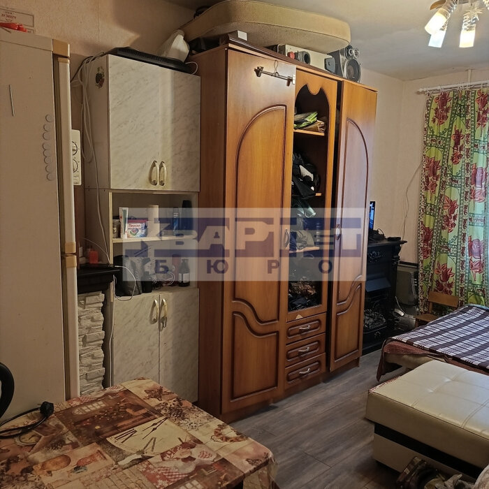 Екатеринбург, ул. 40-летия Комсомола, 32к1 (ЖБИ) - фото комнаты (1)