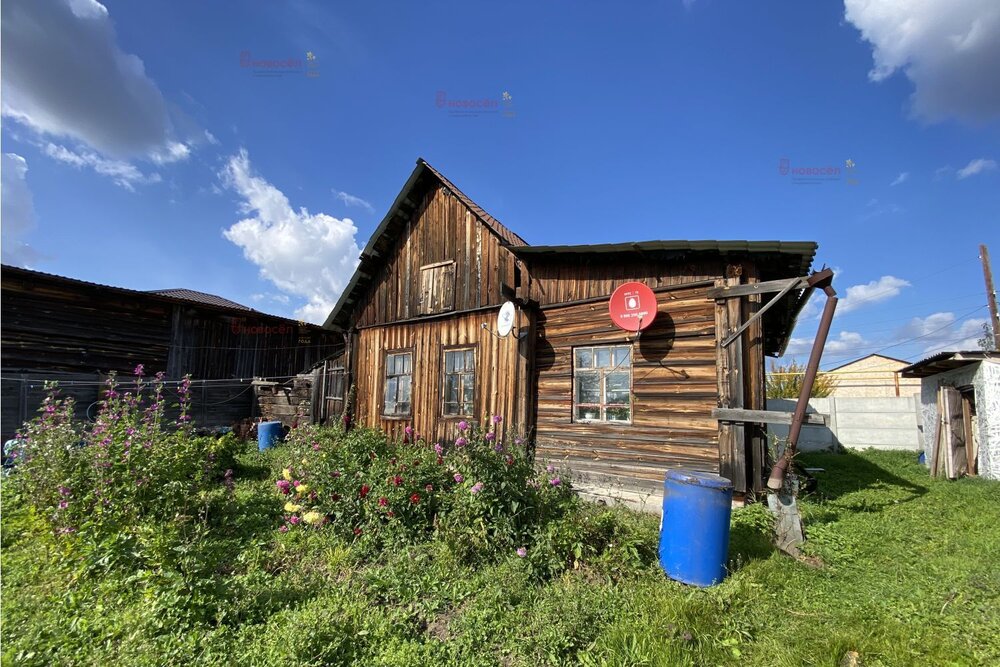 пгт. Верхнее Дуброво, ул. Чкалова,   (городской округ Верхнее Дуброво) - фото дома (1)