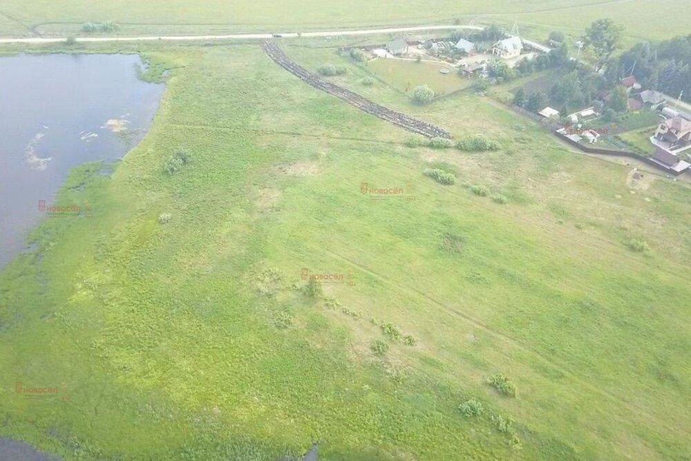 п. Чудова, ул. Ленина (городской округ Богданович) - фото земельного участка (4)