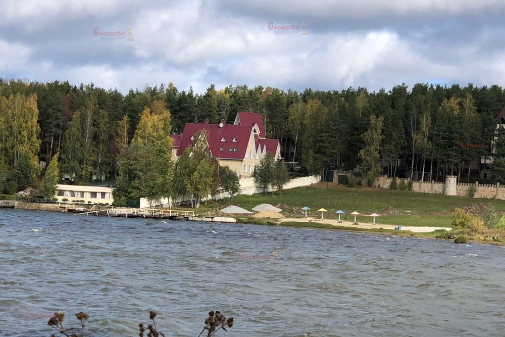 п. Таватуй, ул. Набережная, 16 (городской округ Невьянский) - фото земельного участка (4)