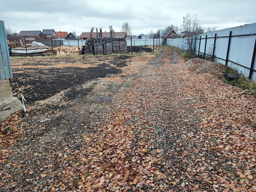 г. Арамиль, ул. Октябрьская, 46а (городской округ Арамильский) - фото земельного участка (8)