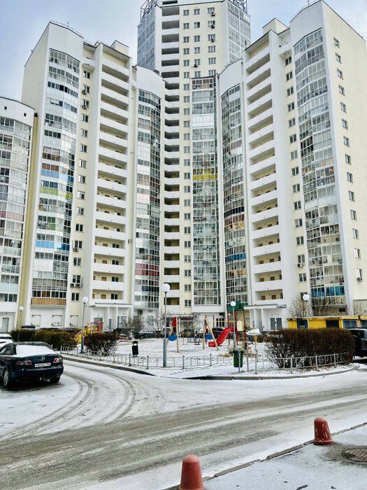 Екатеринбург, ул. Комсомольская, 76 (Втузгородок) - фото квартиры (1)