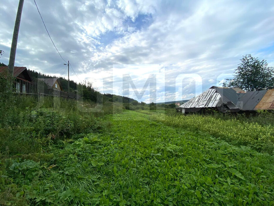 поселок городского типа Верхние Серги, городское поселение Верхнесергинское, Пермское направление, 100, ул.Розы Люксембург, 22 (Выберите район) - фото дома (3)