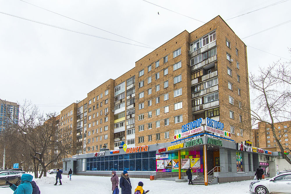 Екатеринбург, ул. Токарей, 27 - фото торговой площади (1)