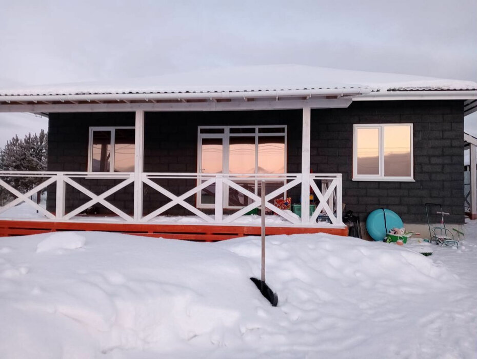 г. Арамиль, ул.  Берёзки, Родниковая, 32 (городской округ Арамильский) - фото дома (2)