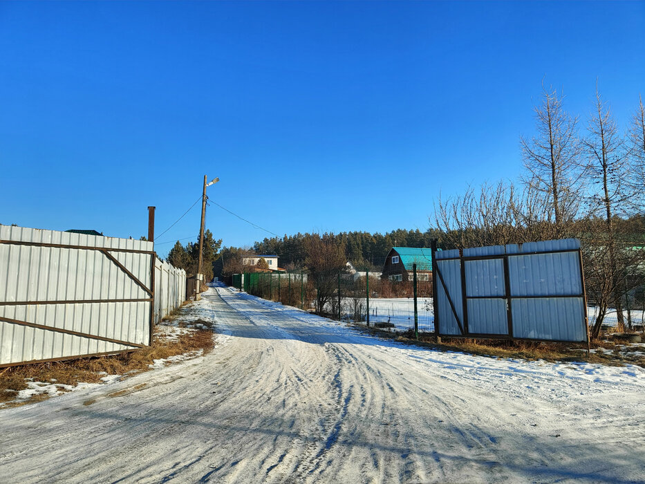 п. Бобровский, снт Горушки (городской округ Сысертский) - фото сада (2)