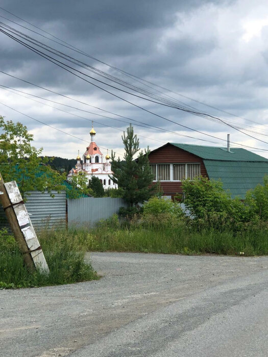 п. Верхняя Сысерть, ул. 8 Марта,  1 (городской округ Сысертский) - фото дома (1)