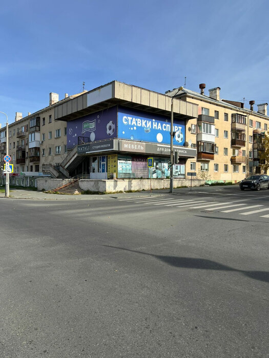 г. Новоуральск, ул. Березовая, 1 (городской округ Новоуральский) - фото торговой площади (1)