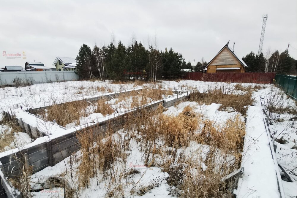 п. Сарапулка, ул. Дачная, 11 (городской округ Березовский) - фото земельного участка (1)