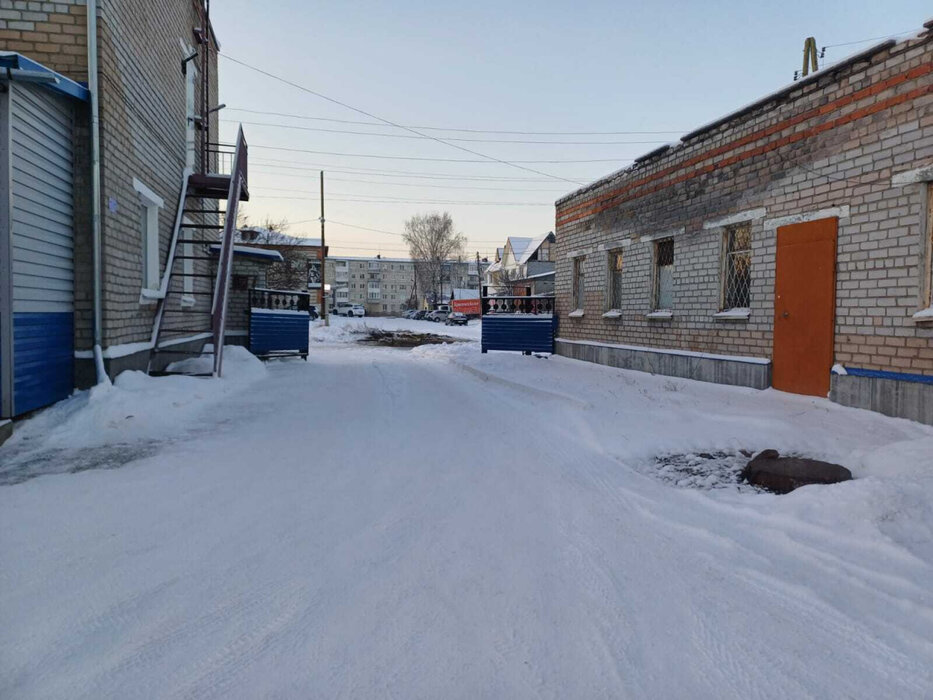 г. Тавда, ул. Советская, 116 (городской округ Тавдинский) - фото торговой площади (3)