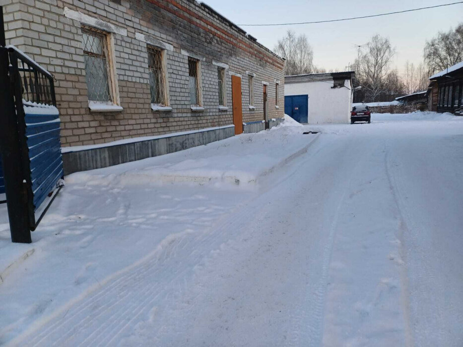 г. Тавда, ул. Советская, 116 (городской округ Тавдинский) - фото торговой площади (4)