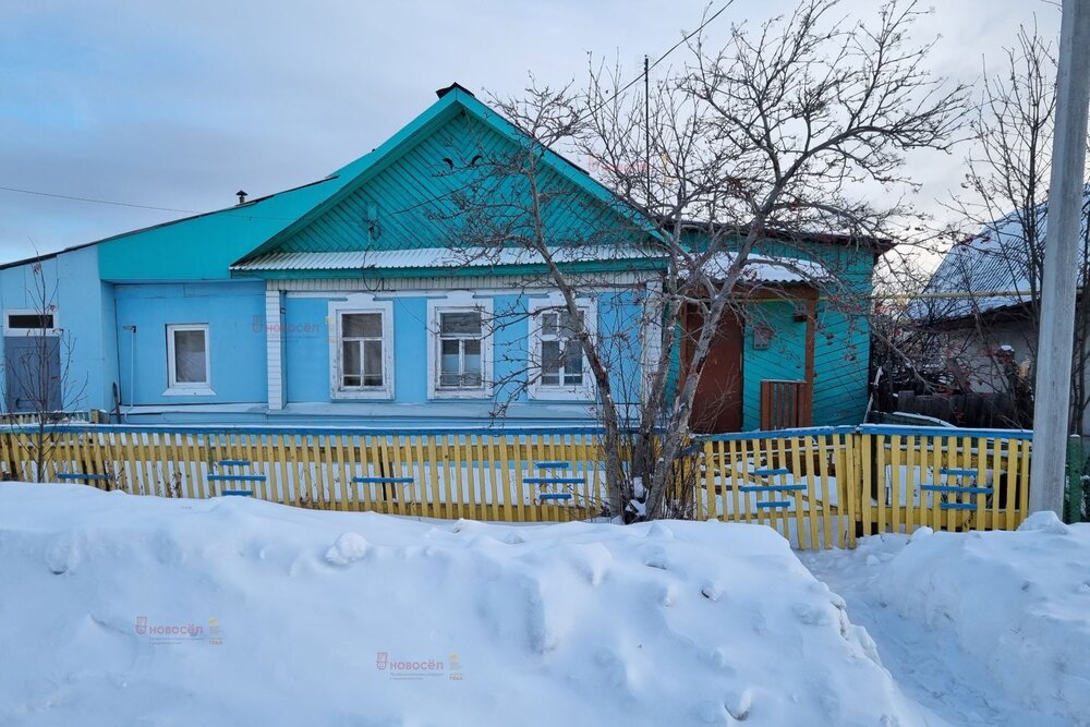 г. Первоуральск, ул. 40-летия Октября, 29 (городской округ Первоуральск) - фото дома (2)