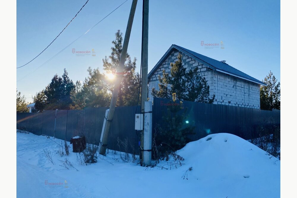 п. Бобровский, ул. Марины Расковой, 6 (городской округ Сысертский) - фото дома (8)