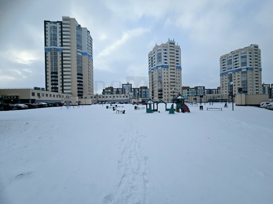 Екатеринбург, ул. Кольцевая, 37 (УНЦ) - фото квартиры (7)