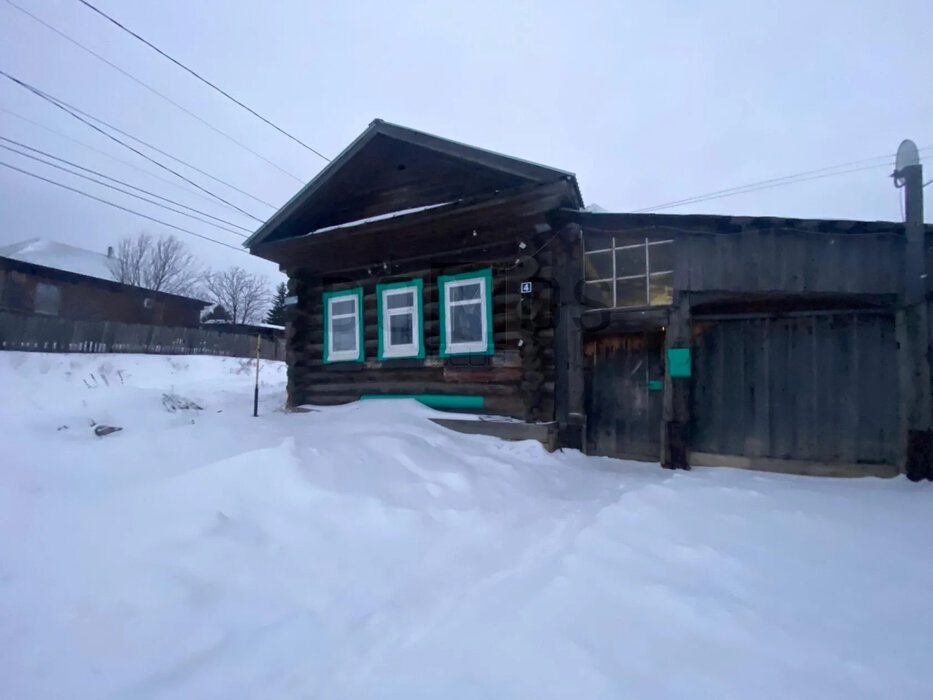 поселок городского типа Верхние Серги, городское поселение Верхнесергинское, Пермское направление, 100, ул.Степана Разина, 4 (Выберите район) - фото дома (2)