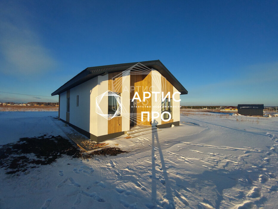 к.п. Александрия, ул. Двадцатая,   (городской округ Белоярский, д. Гусева) - фото дома (1)