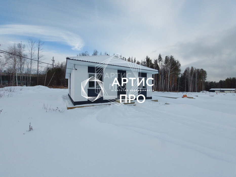 к.п. Белые Росы, ул. Лиственная,   (городской округ Полевской, с. Курганово) - фото дома (1)