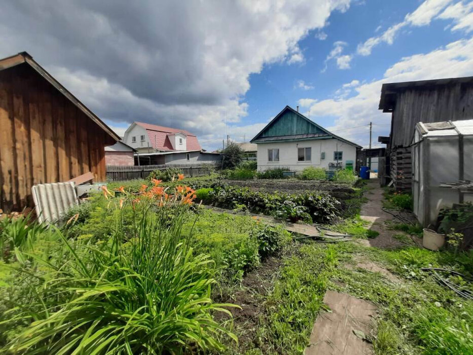 п. Большой Исток, ул. Максима Горького, 13 (городской округ Сысертский) - фото дома (4)