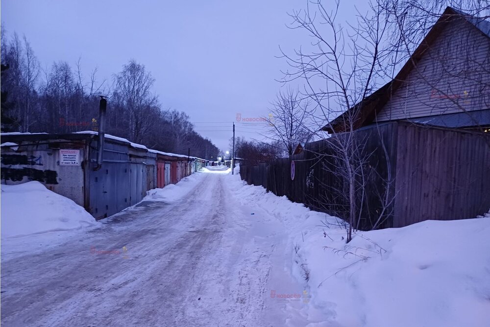 г. Березовский, ул. Авиационный, 1 (городской округ Березовский) - фото земельного участка (1)