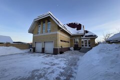 г. Арамиль, ул. Чапаева, 15 (городской округ Арамильский) - фото дома