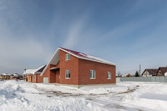 п. Большой Исток, ул. Рябиновая, 14 (городской округ Сысертский) - фото дома