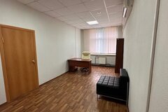 Екатеринбург, ул. Сибирский, 8В1 (Шарташский рынок) - фото офисного помещения