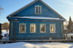 п. Таватуй, ул. Набережная, 8 (городской округ Невьянский) - фото дома