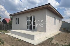 п. Бобровский, ул. Комсомольская, 15 (городской округ Сысертский) - фото дома