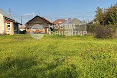 п. Большой Исток, ул. Комсомольская, 33 (городской округ Сысертский) - фото дома