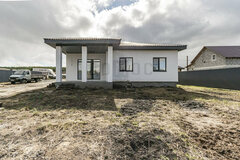 п. Октябрьский (г.о. Сысертский), ул. Чапаева, 40 (городской округ Сысертский) - фото коттеджа