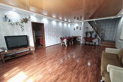 п. Монетный, ул. Полевая, 1б (городской округ Березовский) - фото коттеджа