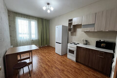 Екатеринбург, ул. Краснолесья, 145 (Академический) - фото квартиры