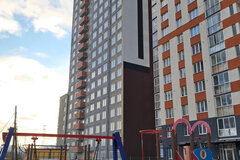 Екатеринбург, ул. Яскина, 12 (Компрессорный) - фото квартиры